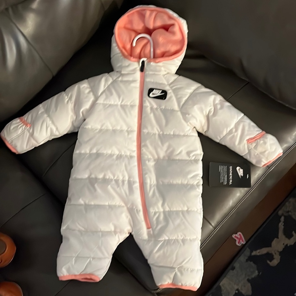 NWT NIKE baby snowsuit, size 3M, cream/peach, fleece lined, hand and foot caps